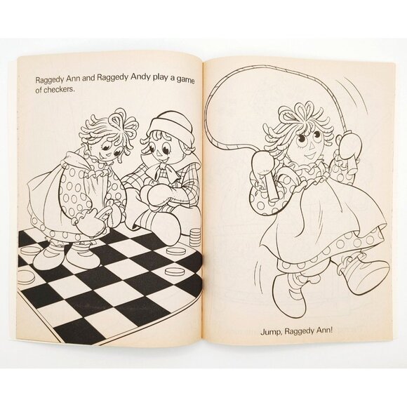 VTG 2 RAGGEDY ANN & ANDY COLORING BOOKS DOLL STORIES COLOR NOS HAPPY HOUSE USA - Picture 4 of 6